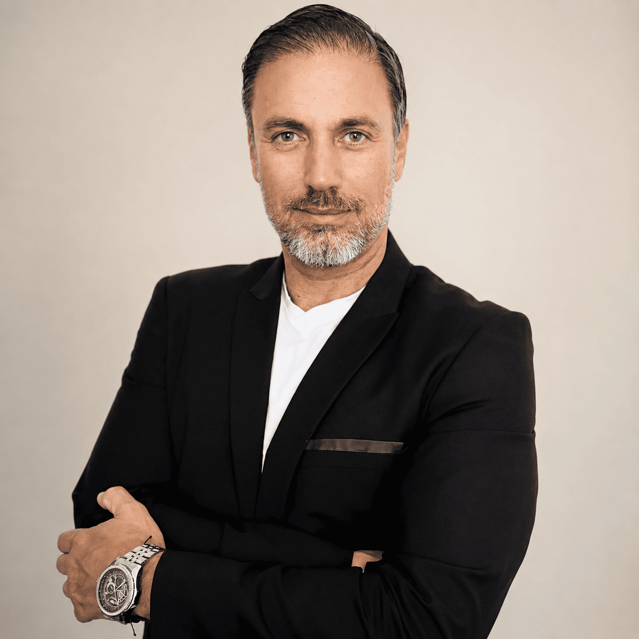 Héctor De Castro, Founder & President of Regenera Luxury