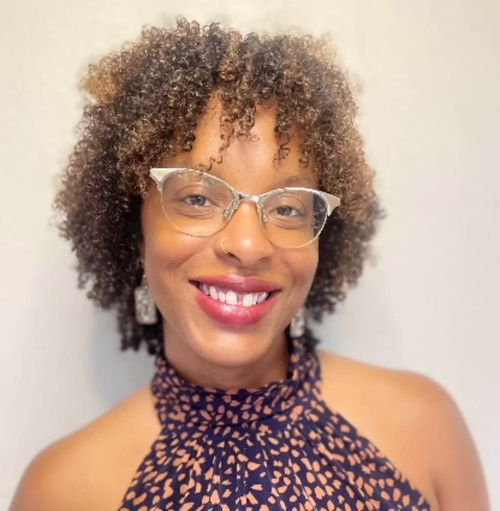 Denaye Hinds