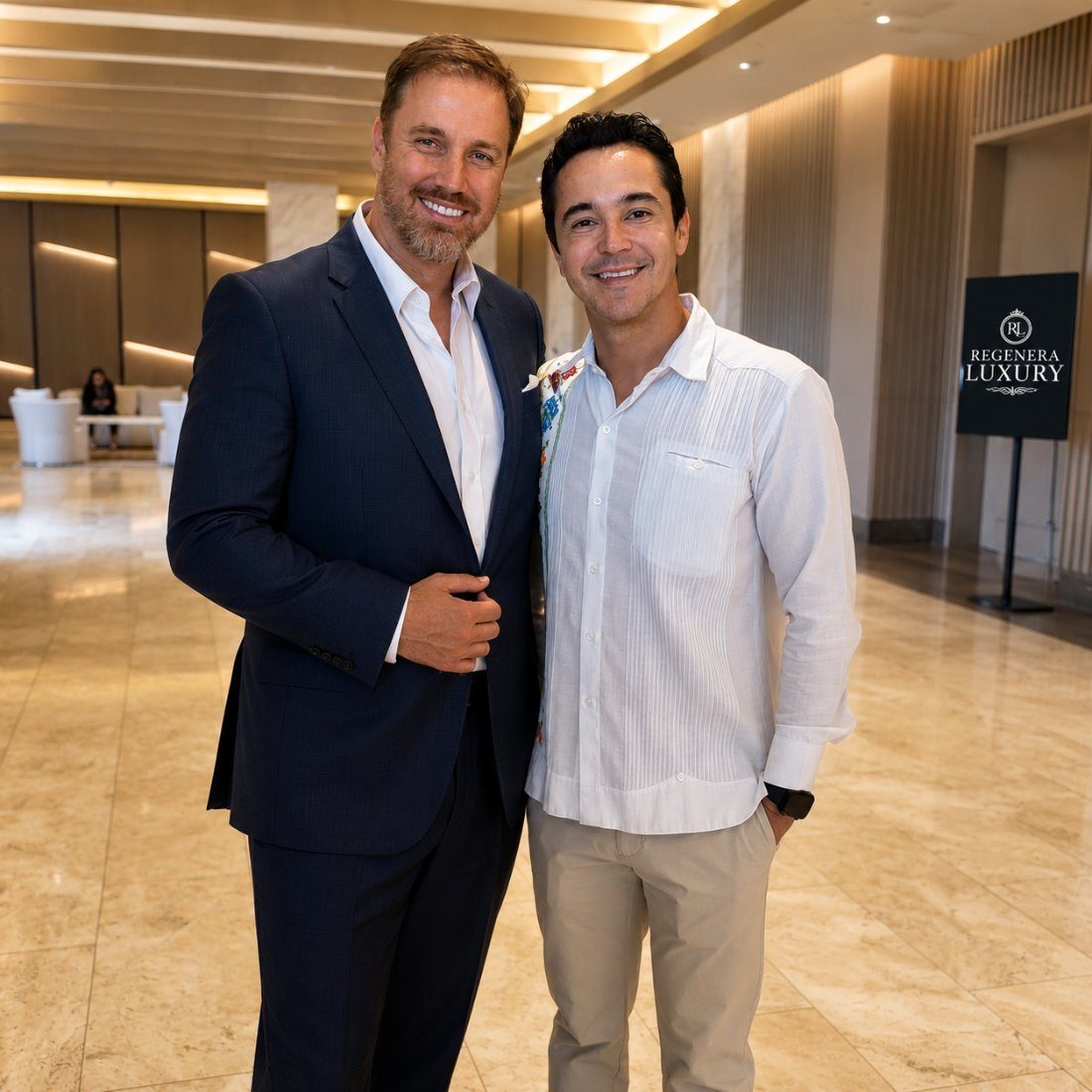 Héctor De Castro with Juan Pablo de Zulueta, Secretario de Turismo de Cancún